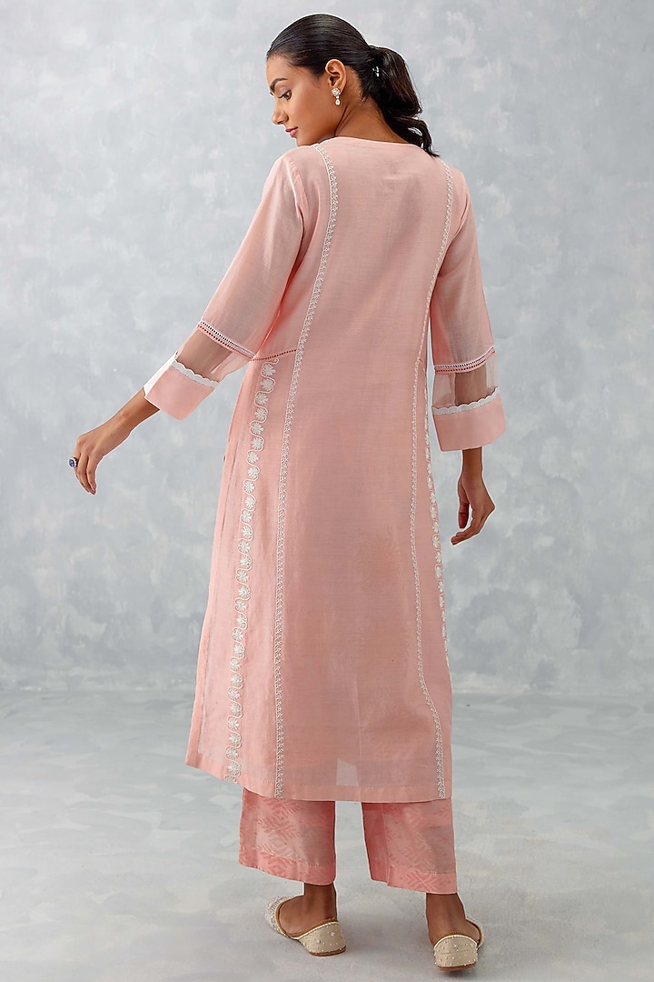 Blush Pink Chanderi Embroidered & Printed Kurta Set by Devnaagri at Pernia's Pop Up Shop
