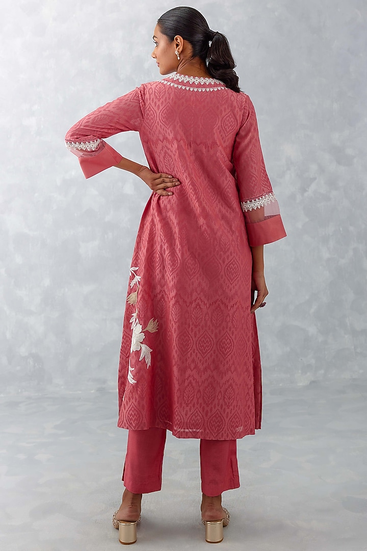 Rose Pink Chanderi Embroidered & Printed Kurta Set by Devnaagri at Pernia's Pop Up Shop