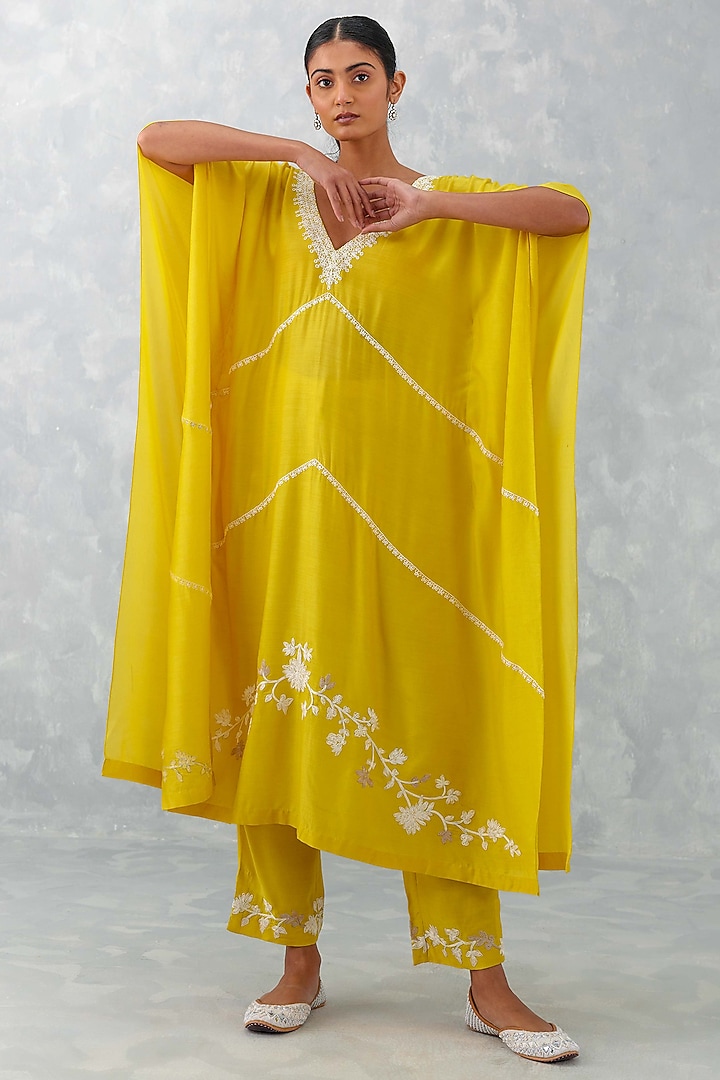 Yellow Muslin Embroidered Kaftan Set by Devnaagri at Pernia's Pop Up Shop