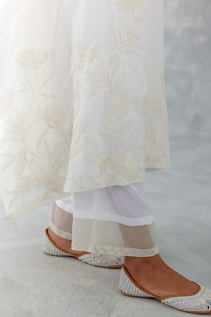 Ivory Cotton Silk Satin Embroidered Kaftan Set by Devnaagri at Pernia's Pop Up Shop