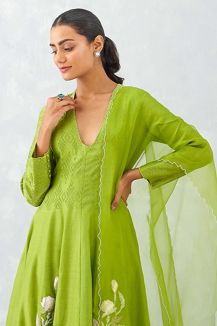 Green Chanderi Printed & Embroidered Wedding Anarkali Set by Devnaagri at Pernia's Pop Up Shop