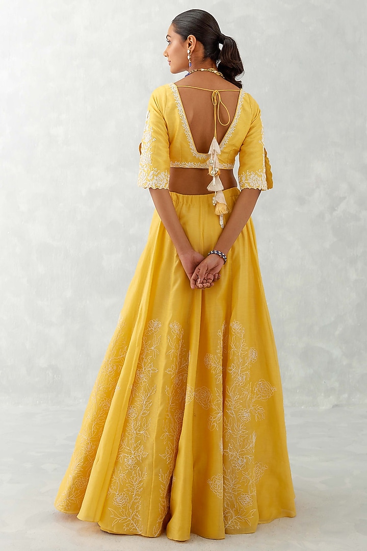 Mango Yellow Chanderi Embroidered Wedding Lehenga Set by Devnaagri at Pernia's Pop Up Shop