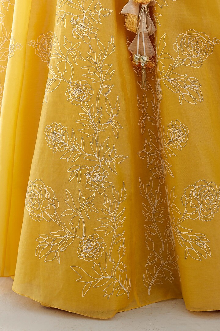 Mango Yellow Chanderi Embroidered Wedding Lehenga Set by Devnaagri at Pernia's Pop Up Shop