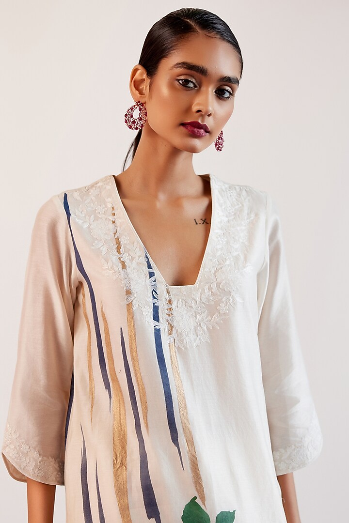Beige & Mauve Silk Chanderi Thread & Floral Hand-Painted Kurta Set by Devnaagri at Pernia's Pop Up Shop