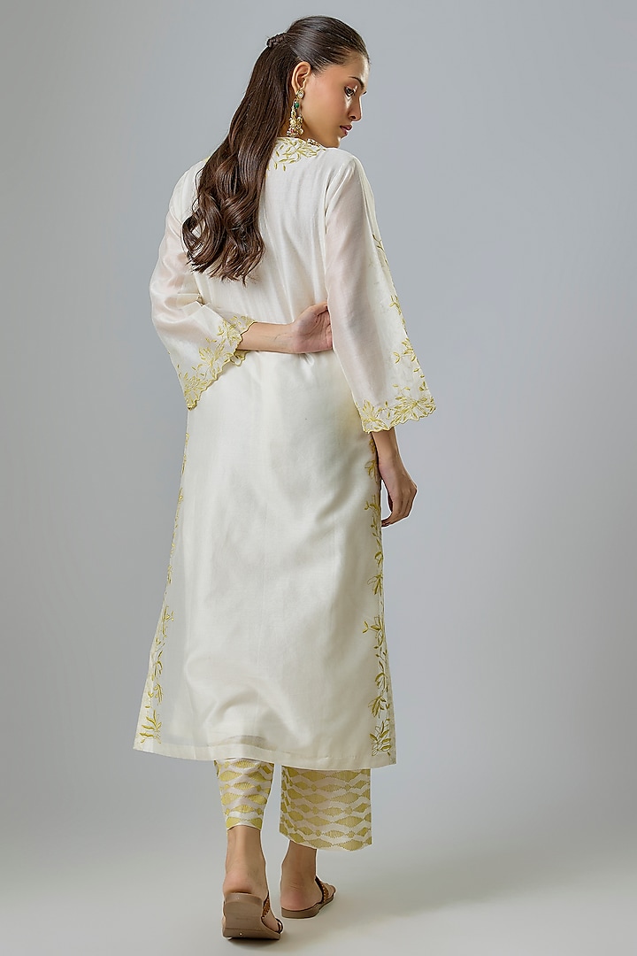 Ivory & Yellow Silk Chanderi Block Printed & Resham Embroidered Kurta Set by Devnaagri at Pernia's Pop Up Shop