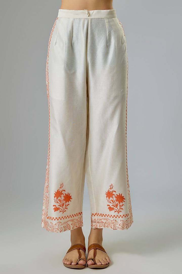 Ivory Silk Chanderi Block Printed & Resham Embroidered Kurta Set by Devnaagri at Pernia's Pop Up Shop