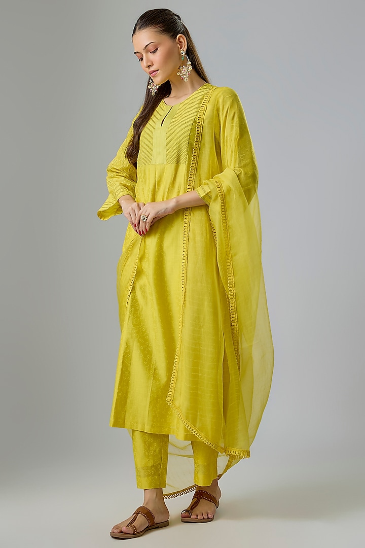 Lemon Yellow Silk Chanderi Block Printed & Resham Embroidered Kurta Set by Devnaagri at Pernia's Pop Up Shop