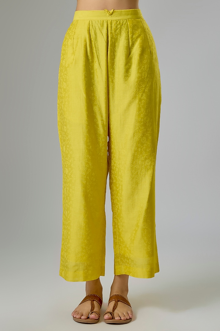 Lemon Yellow Silk Chanderi Block Printed & Resham Embroidered Kurta Set by Devnaagri at Pernia's Pop Up Shop