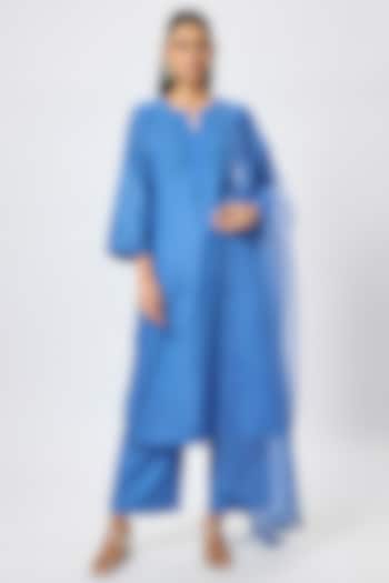 Bright Blue Silk Chanderi Resham Embroidered Kurta Set by Devnaagri at Pernia's Pop Up Shop