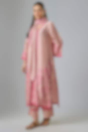 Blush Pink Summer Tussar Block Printed Kurta Set by Devnaagri at Pernia's Pop Up Shop