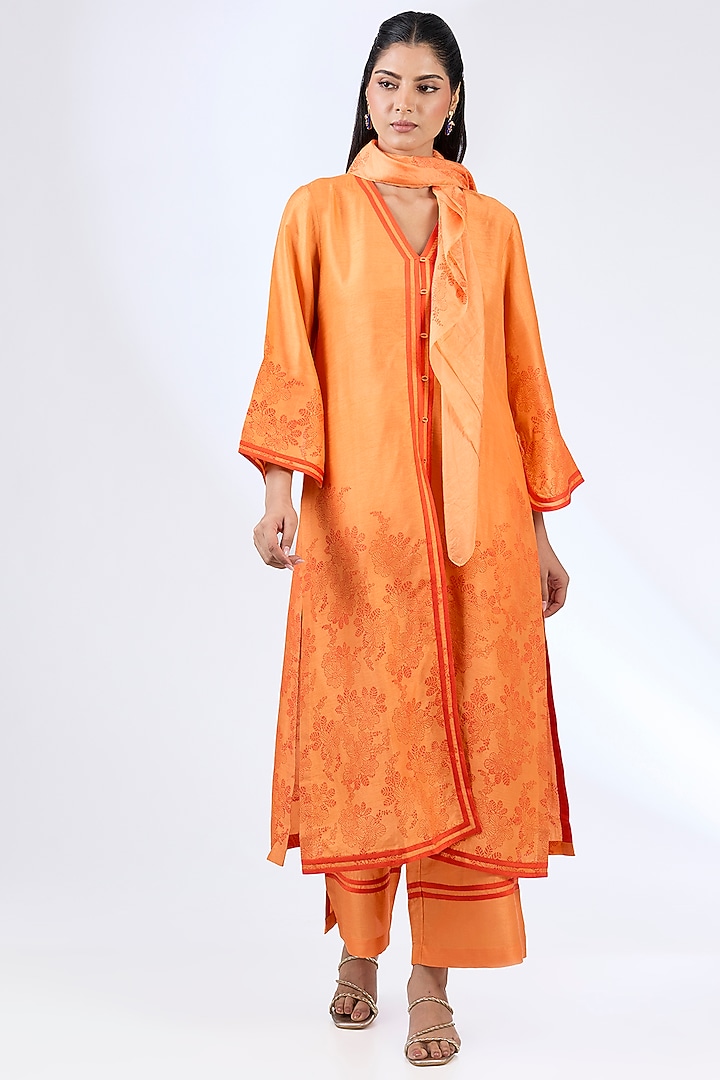 Orange Tussar Block Printed Kurta Set by Devnaagri at Pernia's Pop Up Shop