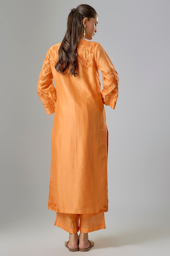 Orange Silk Chanderi Resham Embroidered Kurta Set by Devnaagri at Pernia's Pop Up Shop