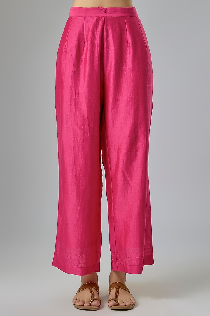 Fuchsia Pink Silk Chanderi Resham Embroidered Kurta Set by Devnaagri at Pernia's Pop Up Shop