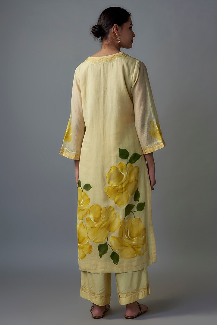 Yellow Kota Silk & Shantoon Kurta Set by Devnaagri at Pernia's Pop Up Shop