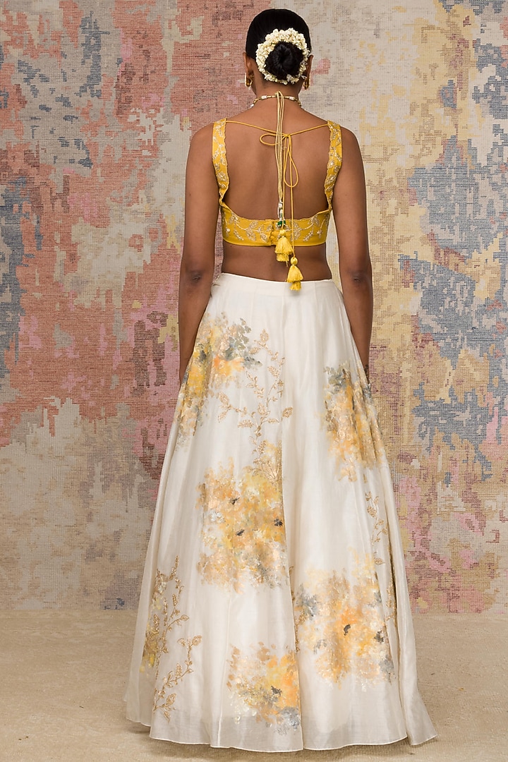 Ivory Embroidered Wedding Lehenga Set by Devnaagri at Pernia's Pop Up Shop