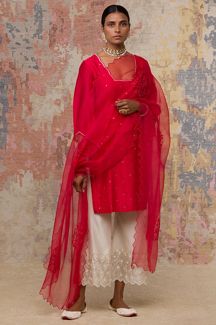 Red Embroidered Handcrafted Kurta Set by Devnaagri