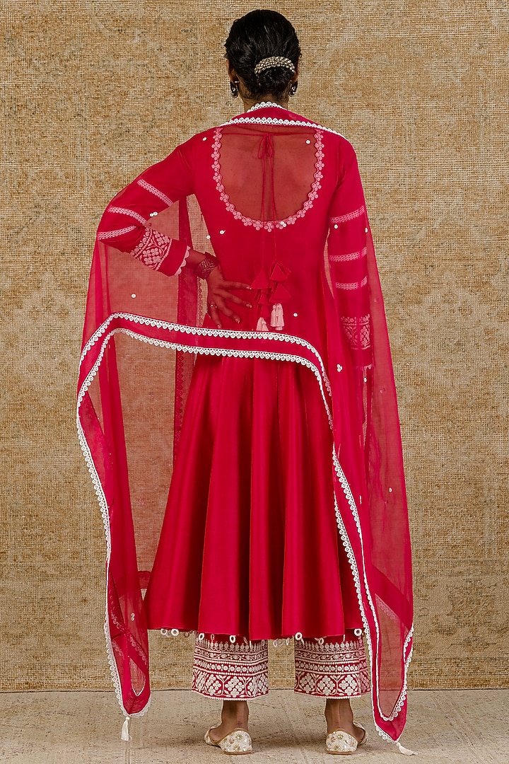 Fuchsia Embroidered Wedding Anarkali Set by Devnaagri at Pernia's Pop Up Shop