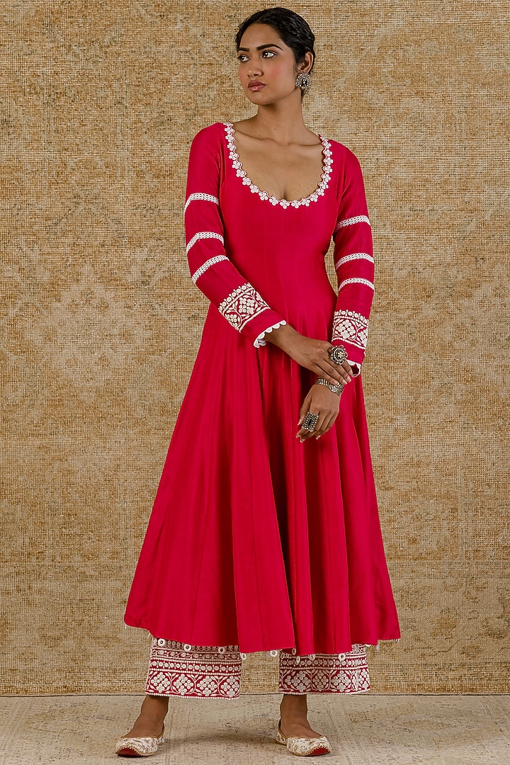 Fuchsia Embroidered Wedding Anarkali Set by Devnaagri at Pernia's Pop Up Shop