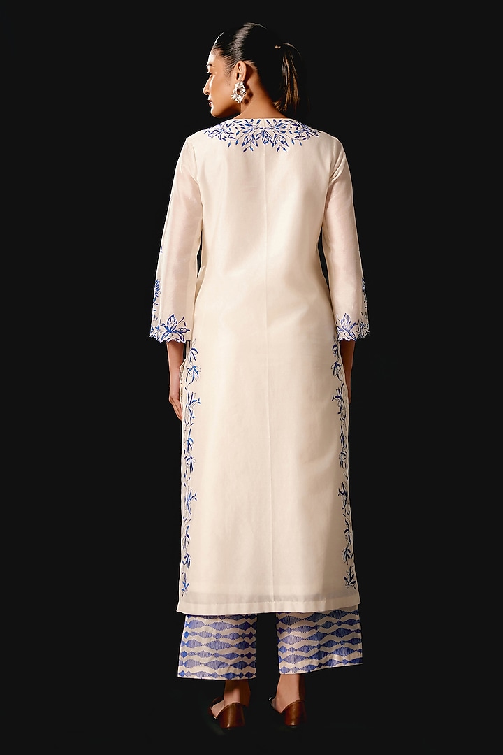 Ivory Silk Chanderi Cutwork Embroidered Kurta Set by Devnaagri at Pernia's Pop Up Shop