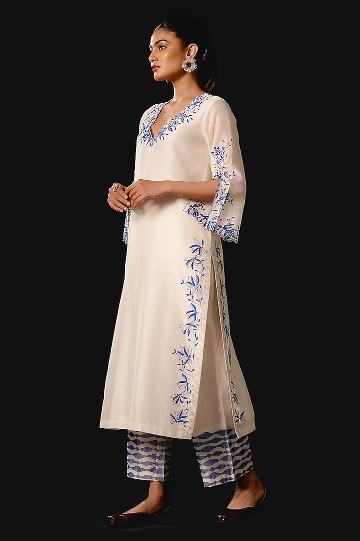 Ivory Silk Chanderi Cutwork Embroidered Kurta Set by Devnaagri at Pernia's Pop Up Shop