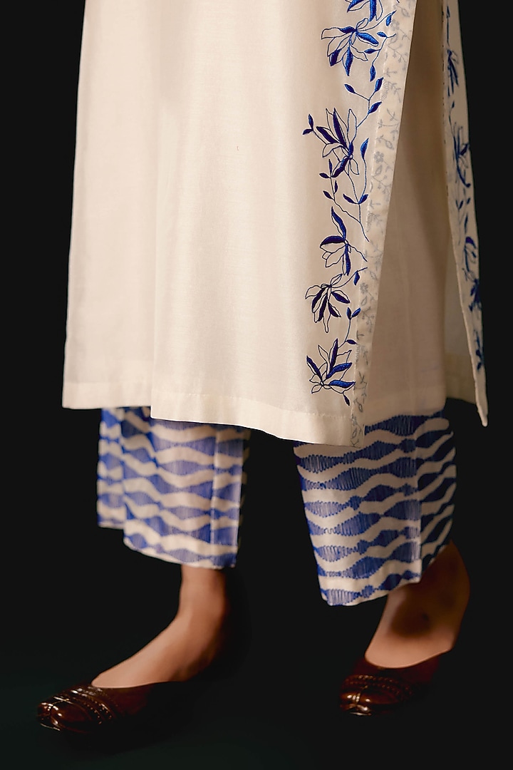 Ivory Silk Chanderi Cutwork Embroidered Kurta Set by Devnaagri at Pernia's Pop Up Shop