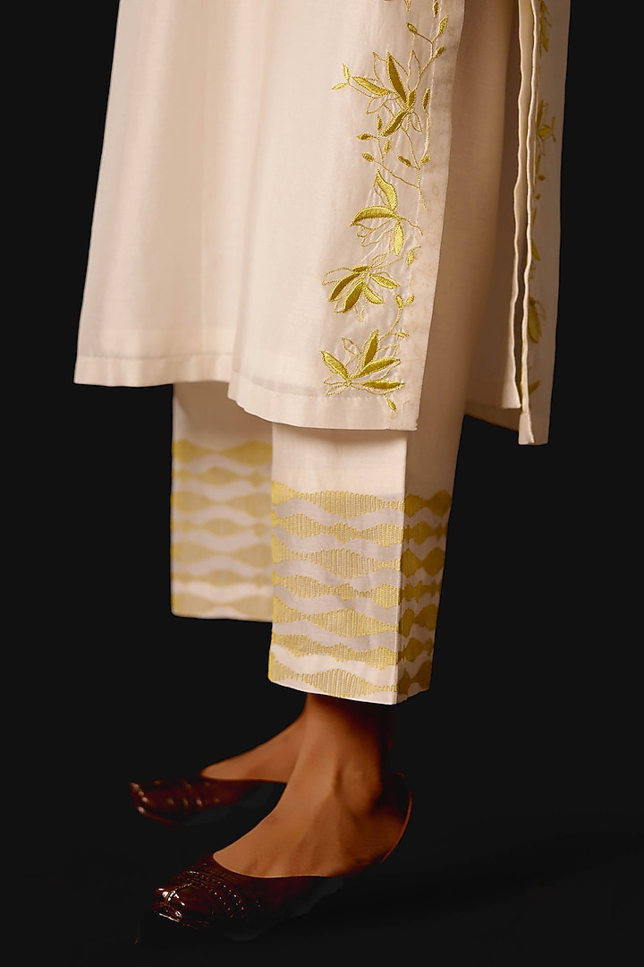 Ivory Silk Chanderi Cutwork Embroidered Kurta Set by Devnaagri at Pernia's Pop Up Shop