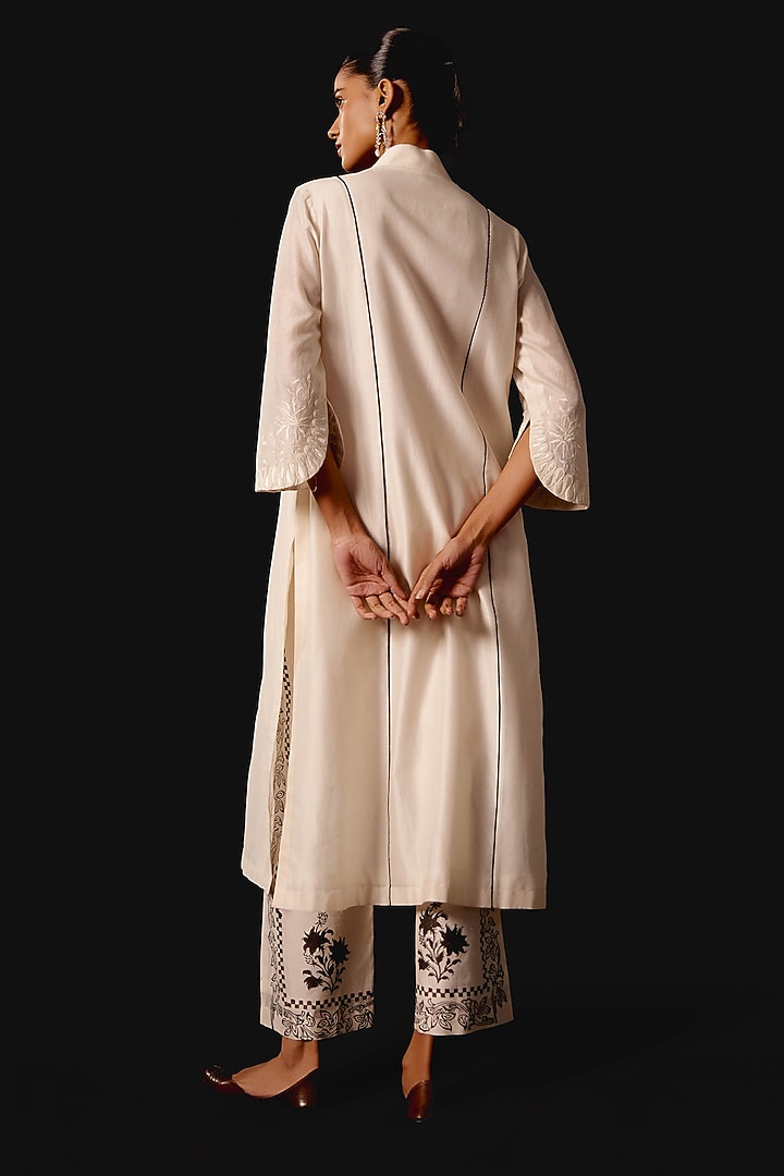 Ivory & Black Silk Chanderi Dori Embroidered Kurta Set by Devnaagri at Pernia's Pop Up Shop