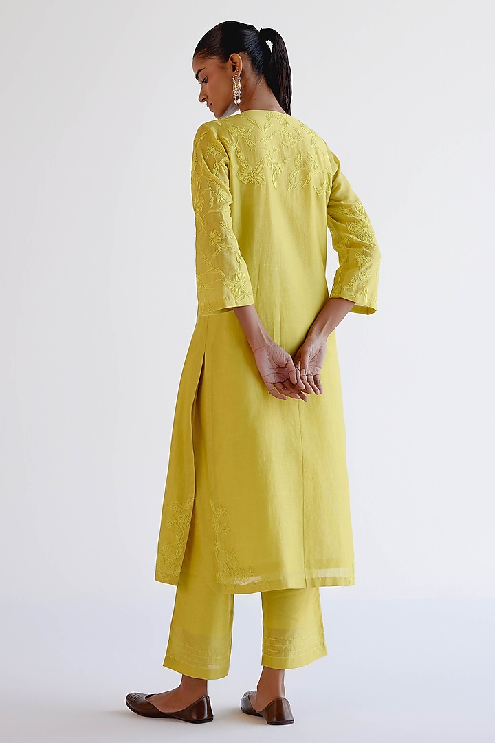 Lemon Yellow Silk Chanderi Block Printed Kurta Set by Devnaagri at Pernia's Pop Up Shop
