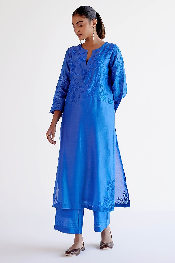 Blue Silk Chanderi Resham Embroidered Kurta Set by Devnaagri at Pernia's Pop Up Shop