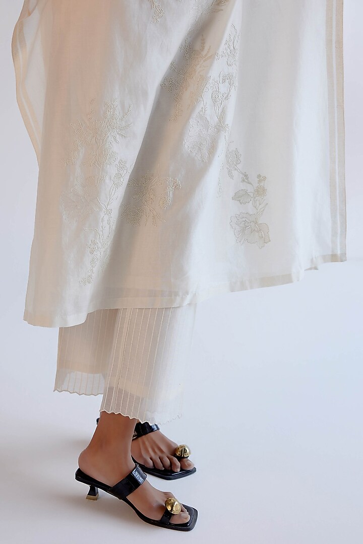 Ivory Silk Chanderi Dori Embroidered Kaftan Set by Devnaagri at Pernia's Pop Up Shop