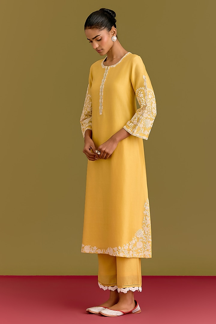 Yellow Silk Chanderi Dori Embroidered Kurta Set by Devnaagri at Pernia's Pop Up Shop