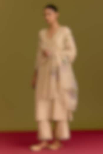 Beige Silk Chanderi Dori Embroidered Kurta Set by Devnaagri at Pernia's Pop Up Shop