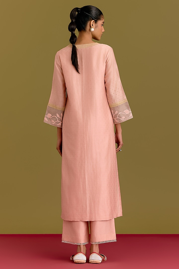 Pink Silk Chanderi Dori Embroidered Kurta Set by Devnaagri at Pernia's Pop Up Shop