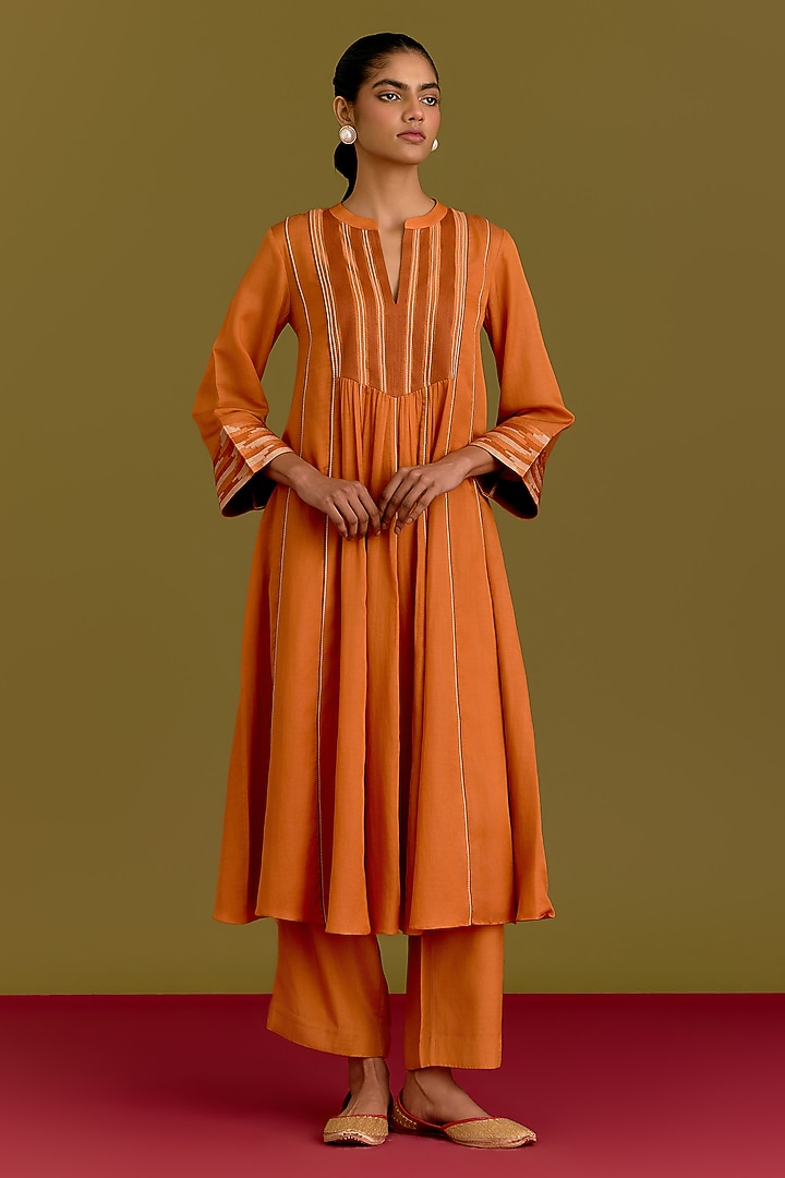 Orange Cotton Silk Satin Kurta Set by Devnaagri at Pernia's Pop Up Shop