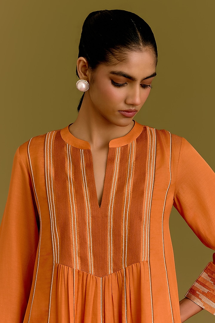 Orange Cotton Silk Satin Kurta Set by Devnaagri at Pernia's Pop Up Shop