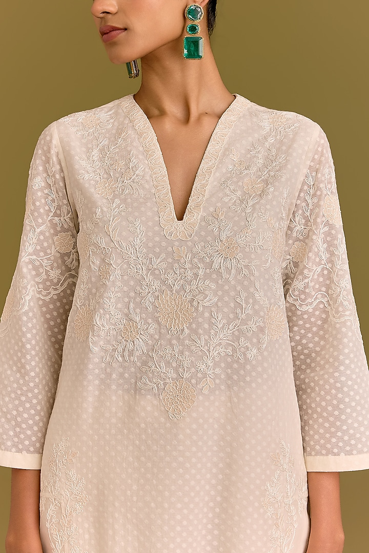 Ivory Woven Chanderi Dori Embroidered Kurta Set by Devnaagri at Pernia's Pop Up Shop