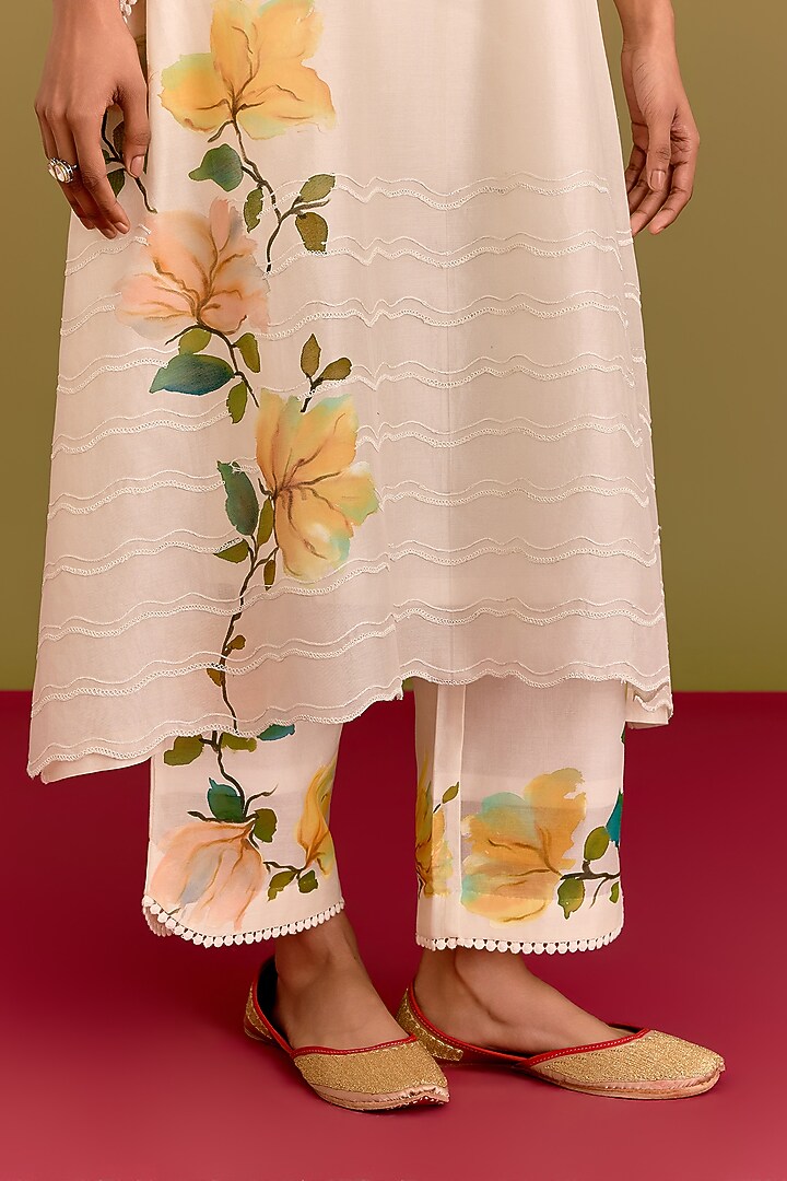 Ivory Silk Chanderi Hand Painted Kaftan Set by Devnaagri at Pernia's Pop Up Shop