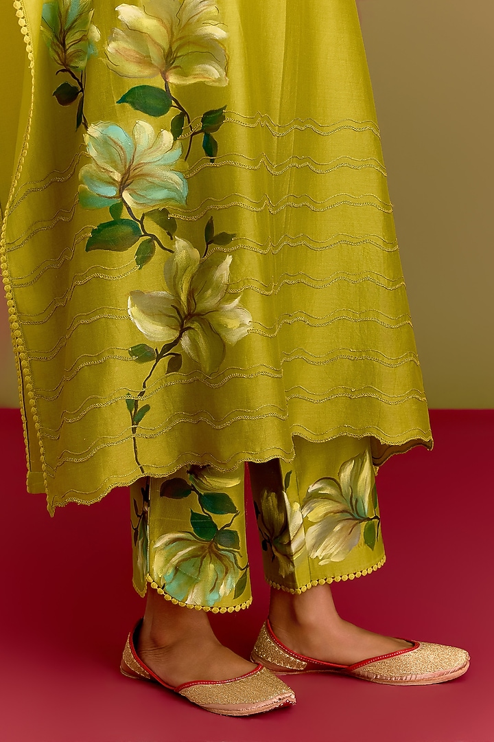 Green Silk Chanderi Motif Hand Painted Kaftan Set by Devnaagri at Pernia's Pop Up Shop