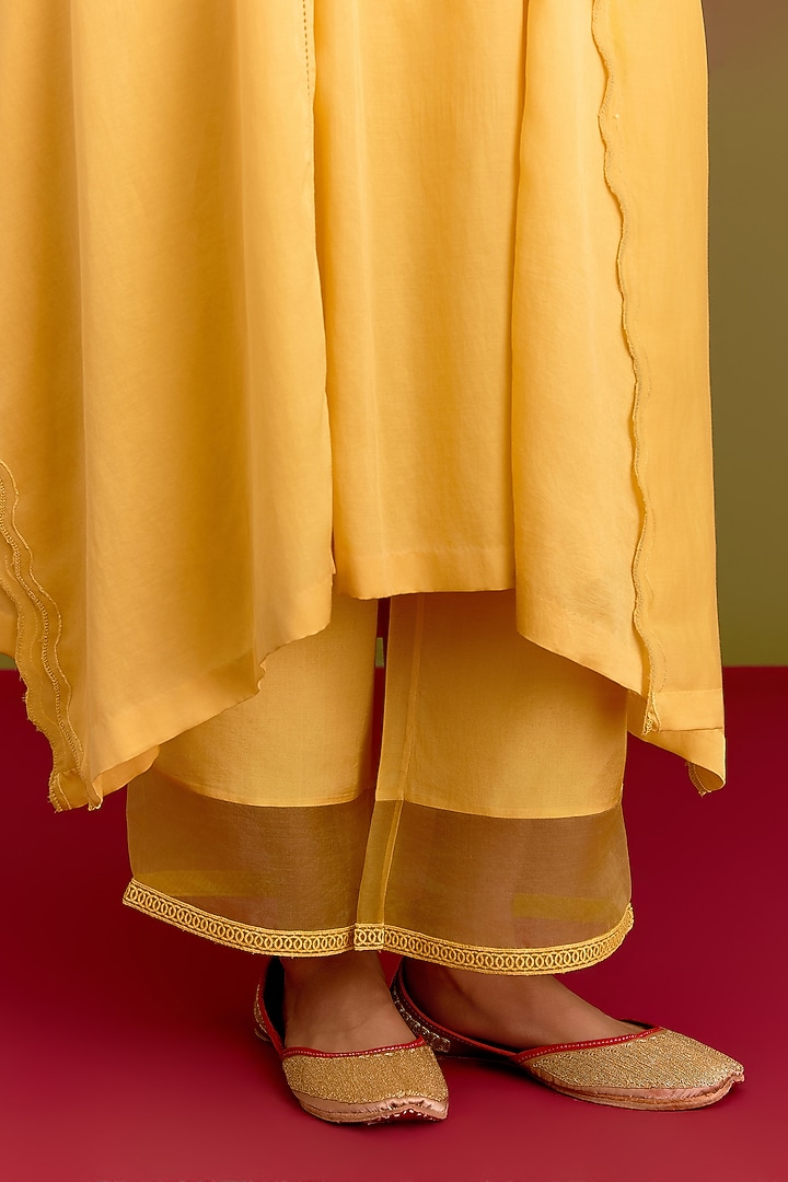 Yellow Cotton Silk Satin Dori Embroidered Kaftan Set by Devnaagri at Pernia's Pop Up Shop
