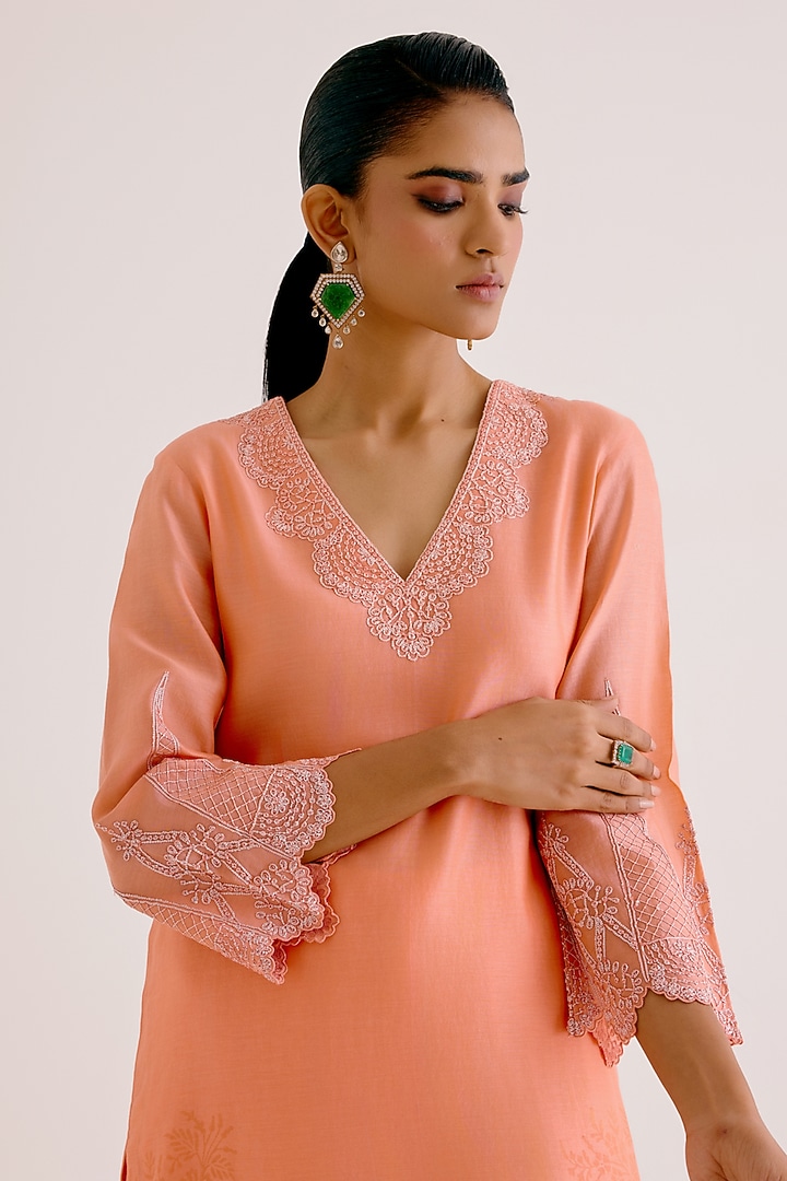 Soft Peach Silk Chanderi Dori Embroidered & Printed Kurta Set by Devnaagri at Pernia's Pop Up Shop