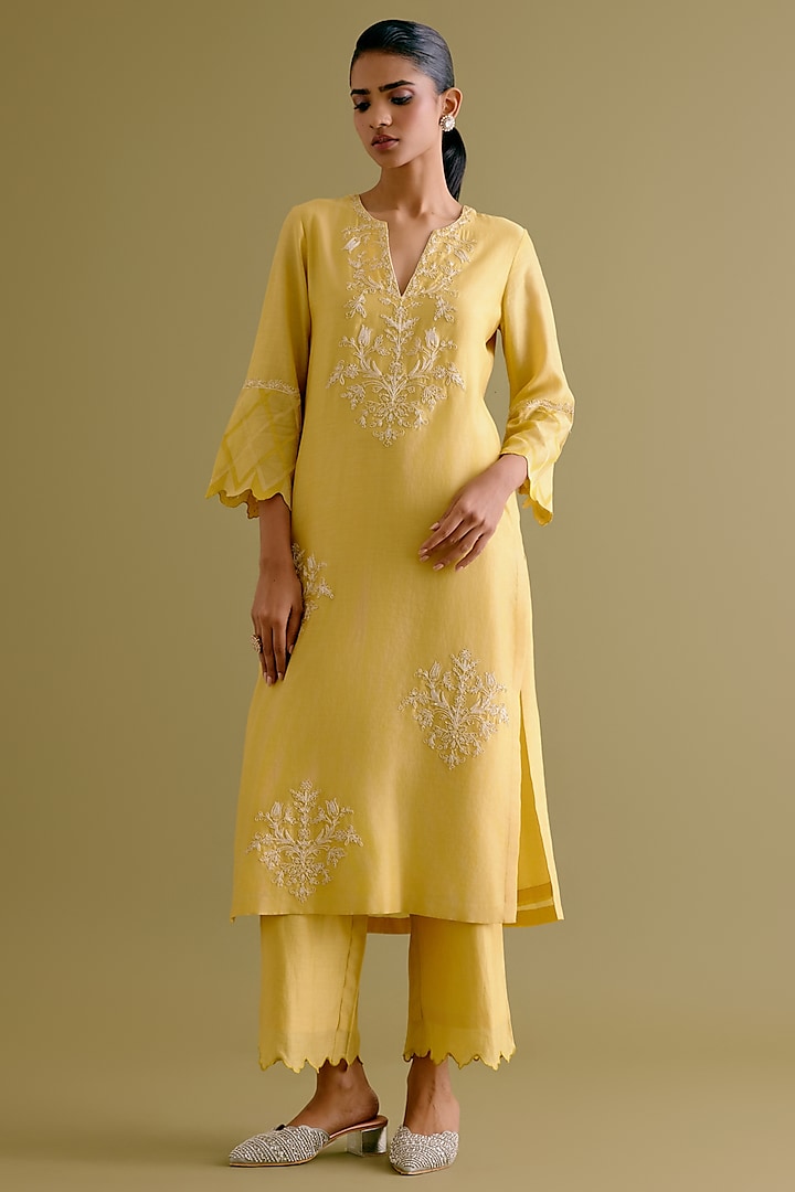 Yellow Silk Chanderi Dori Embroidered Kurta Set by Devnaagri at Pernia's Pop Up Shop
