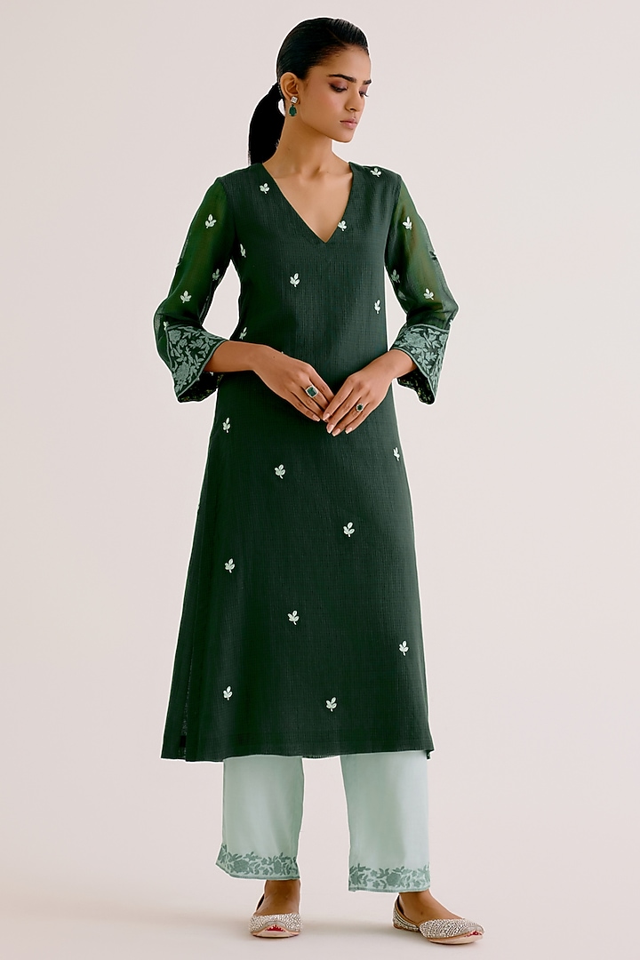 Emerald Green Kota Dori Embroidered Kurta Set by Devnaagri at Pernia's Pop Up Shop