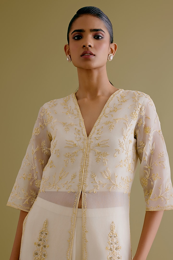 Ivory Silk Organza Dori & Sequins Embroidered Kurta Set by Devnaagri at Pernia's Pop Up Shop