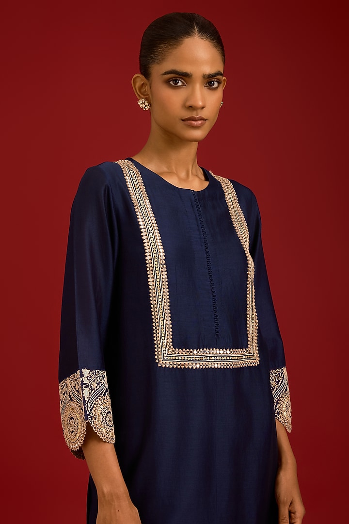 Navy Blue Silk Chanderi Mirror Embroidered Kurta Set by Devnaagri at Pernia's Pop Up Shop
