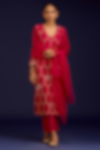 Fuchsia Pink Silk Chanderi Mirror Embroidered Kurta Set by Devnaagri at Pernia's Pop Up Shop