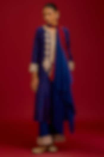Navy Blue Bandhej Thread Embroidered Kurta Set by Devnaagri at Pernia's Pop Up Shop