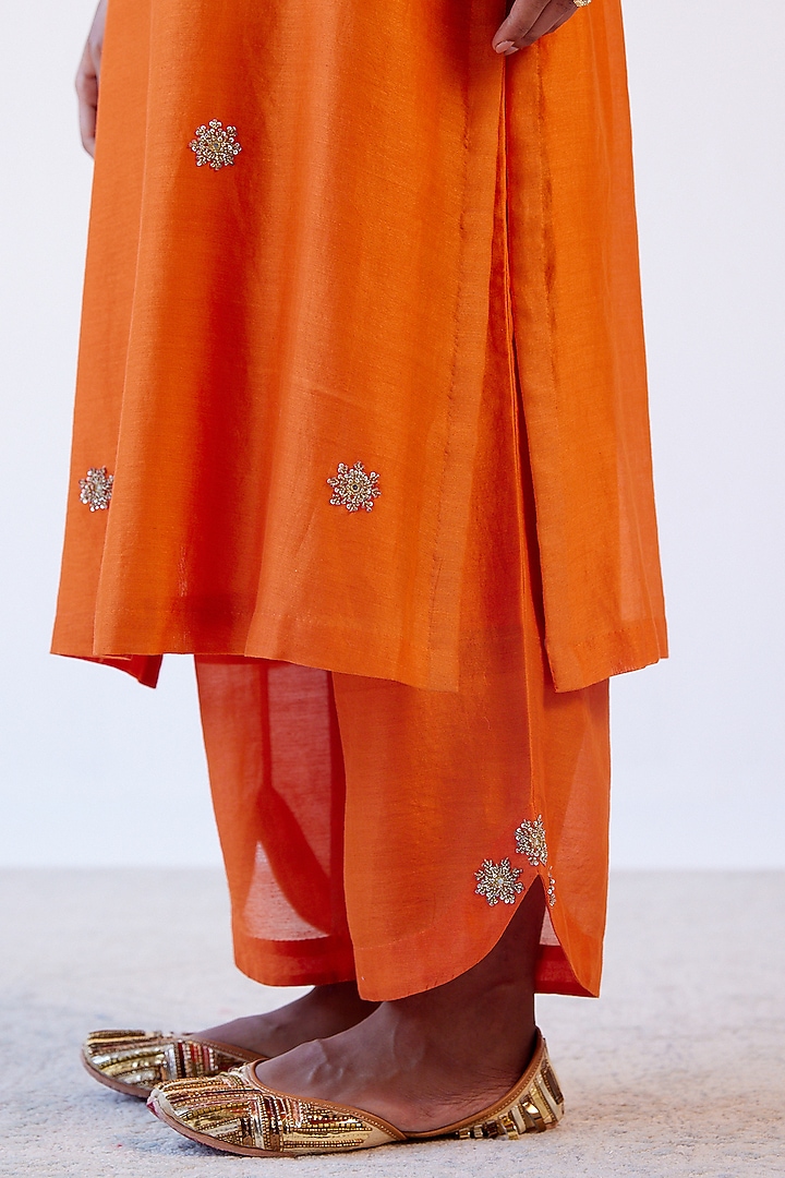 Orange Sequins Embroidered Kurta Set by Devnaagri at Pernia's Pop Up Shop