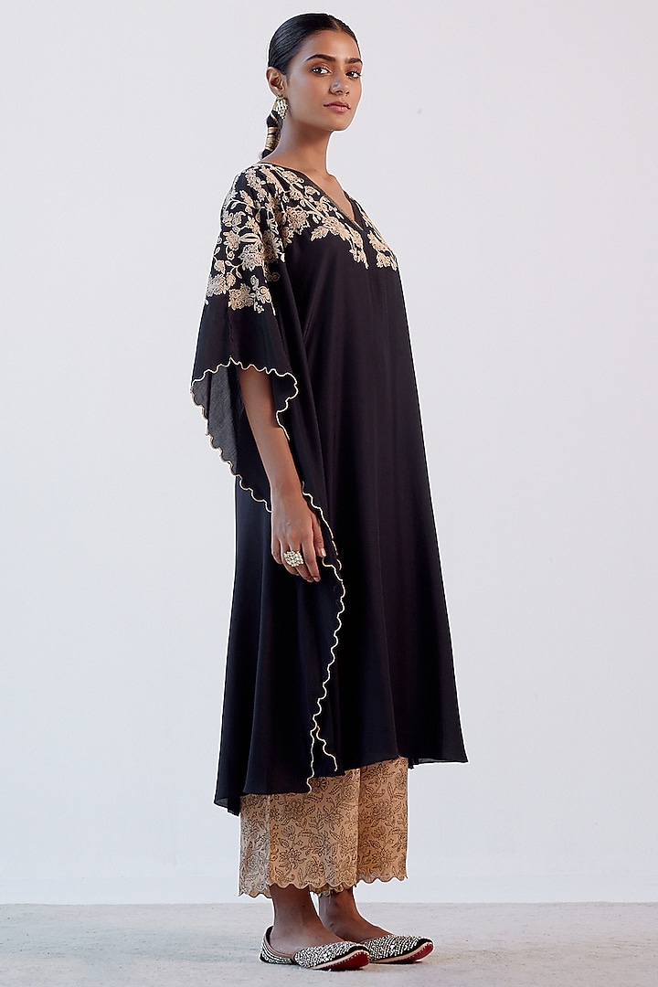 Black Embroidered Kaftan Set by Devnaagri at Pernia's Pop Up Shop