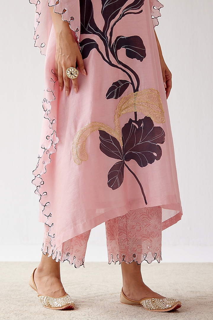 Pink Hand-Painted Kaftan Set by Devnaagri at Pernia's Pop Up Shop