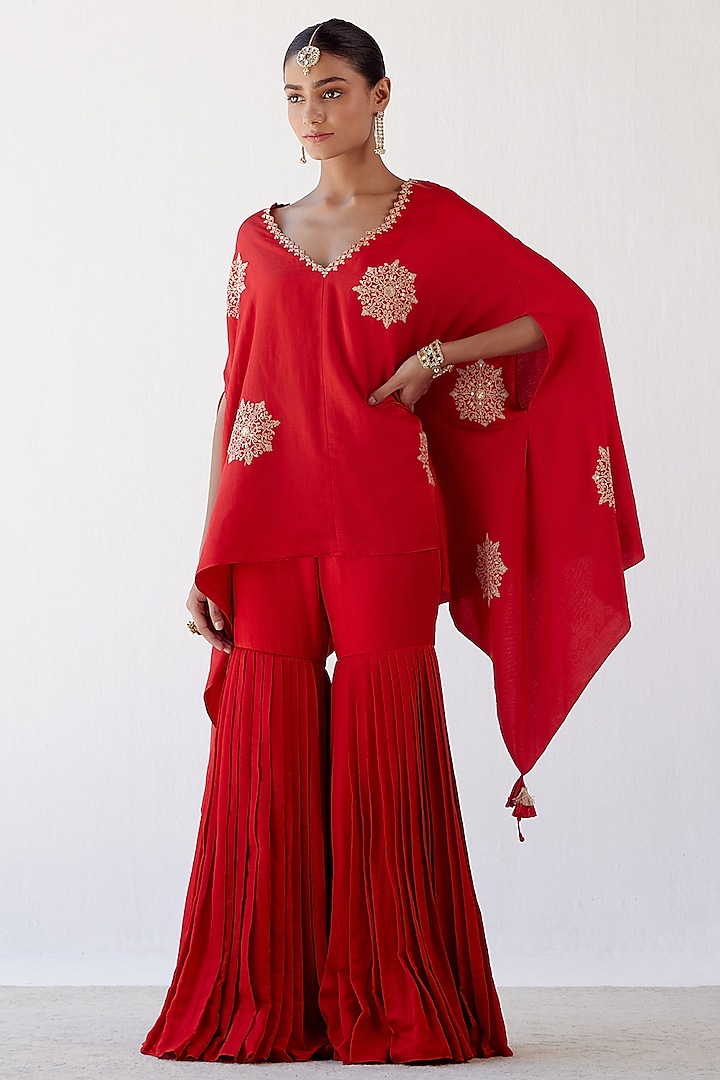 Red Embroidered Cape Set by Devnaagri